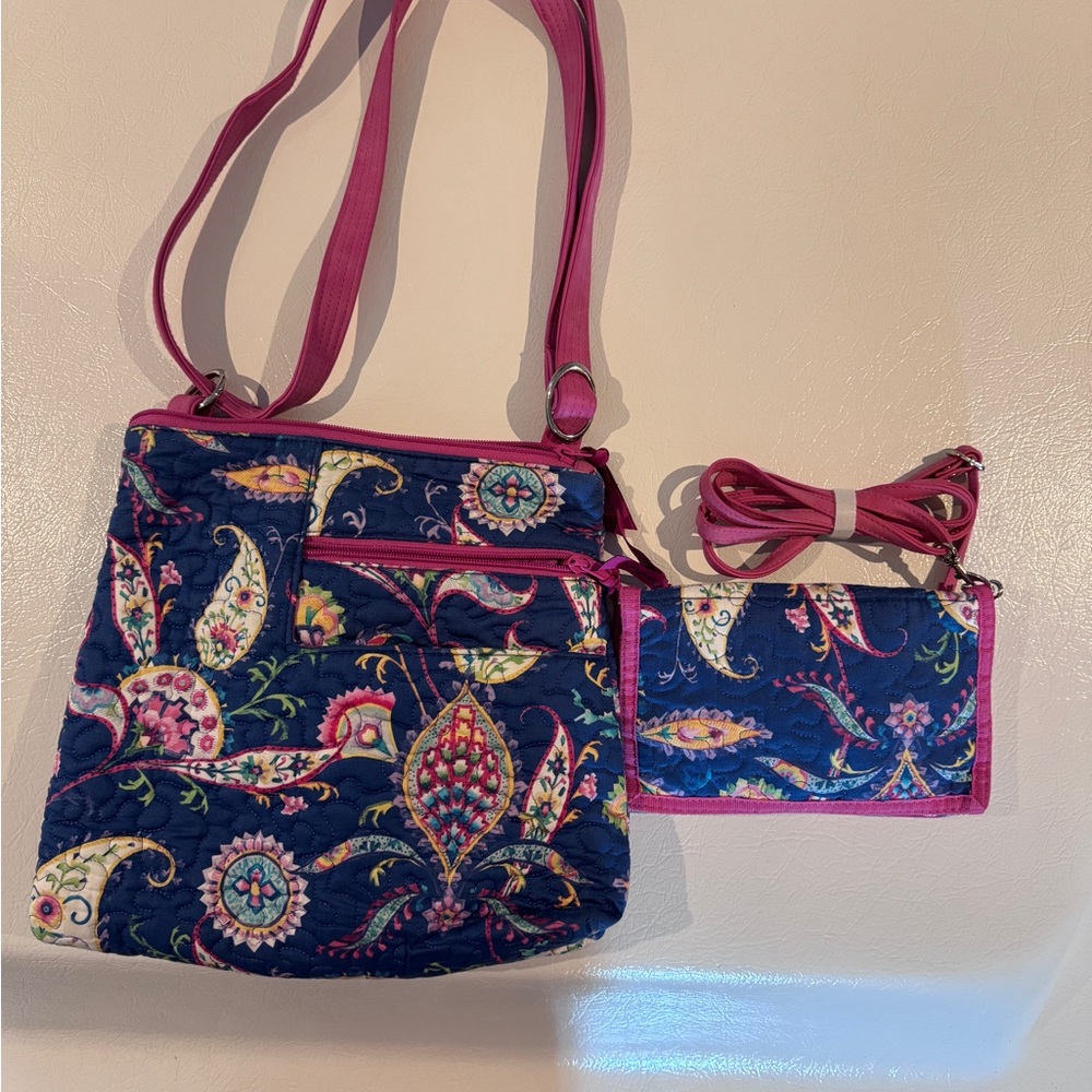 Donna Sharp Floral Quilted Shoulder Crossbody Bag and Wallet Set~New